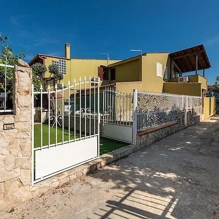 Eden With Garden, Capitana, Sardegna