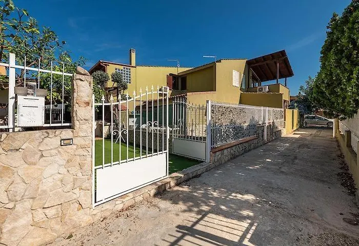 Eden With Garden, Capitana, Sardegna